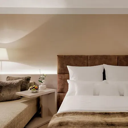 Hotel Central 4*