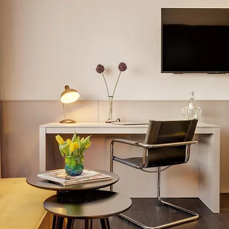 Hotel Central 4*