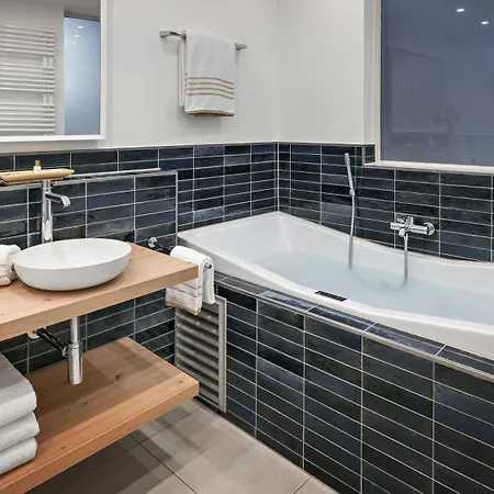 Hotel Central 4*
