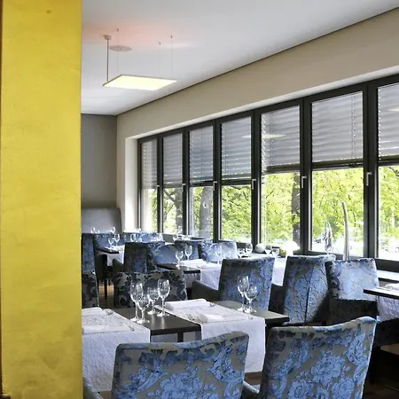 호텔 Hotel Central 4*