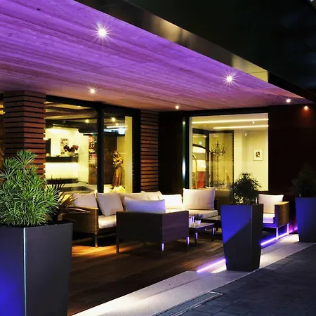 Hotel Central Hotel 4*