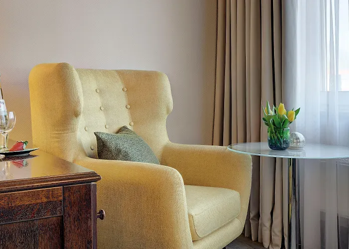 Hotel Central Hotel 4*